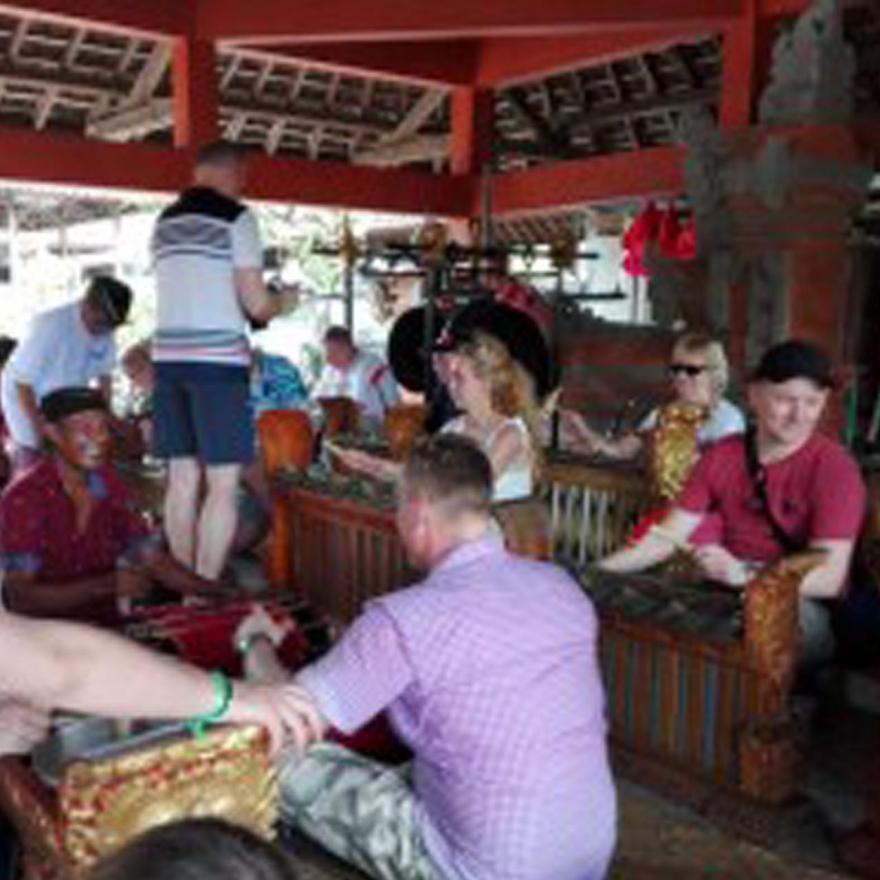 Timac Farmer Group asal Polandia Belajar Gamelan Bali di Guliang Kangin